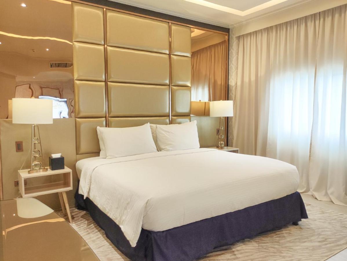 The Monarch Hotel Calasiao Экстерьер фото
