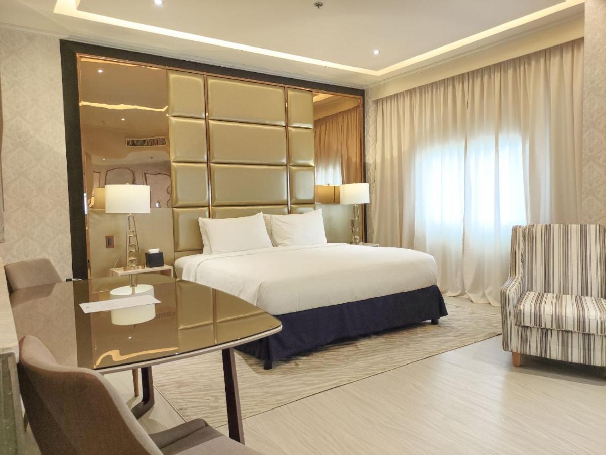 The Monarch Hotel Calasiao Экстерьер фото